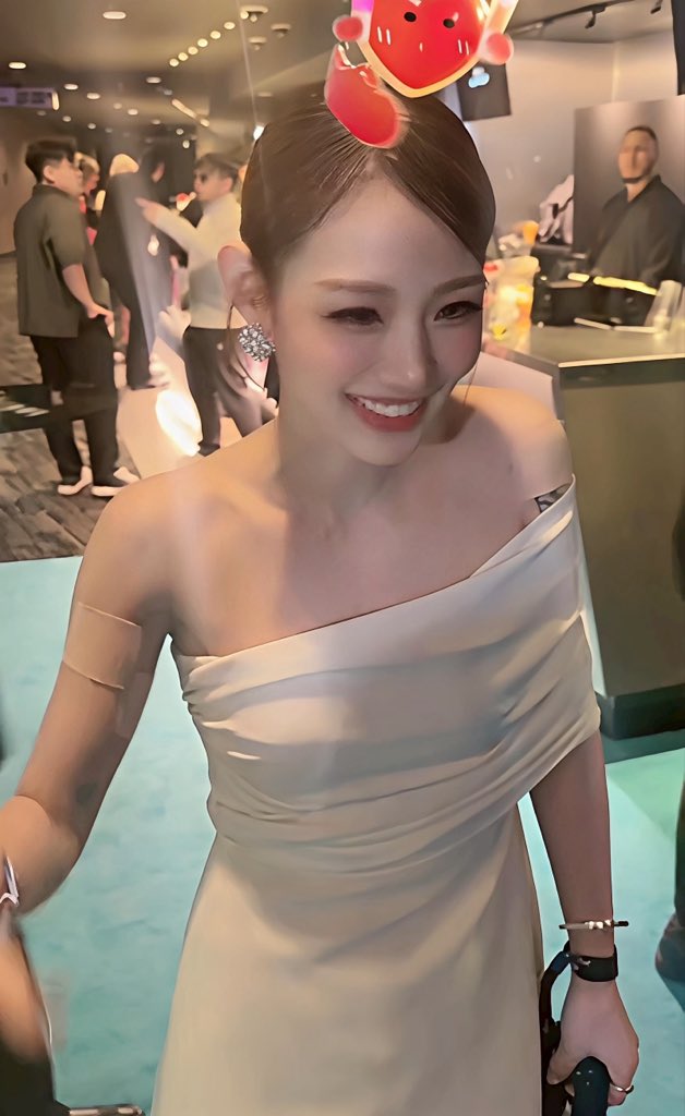 April Friday tweet media