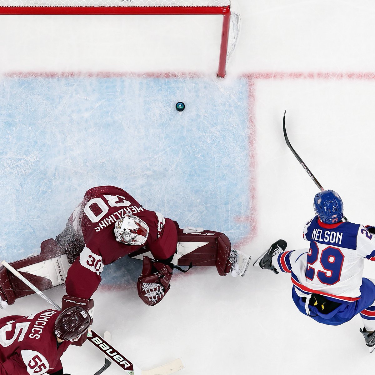 Same time on Saturday? 🇺🇸 #WinterOlympics