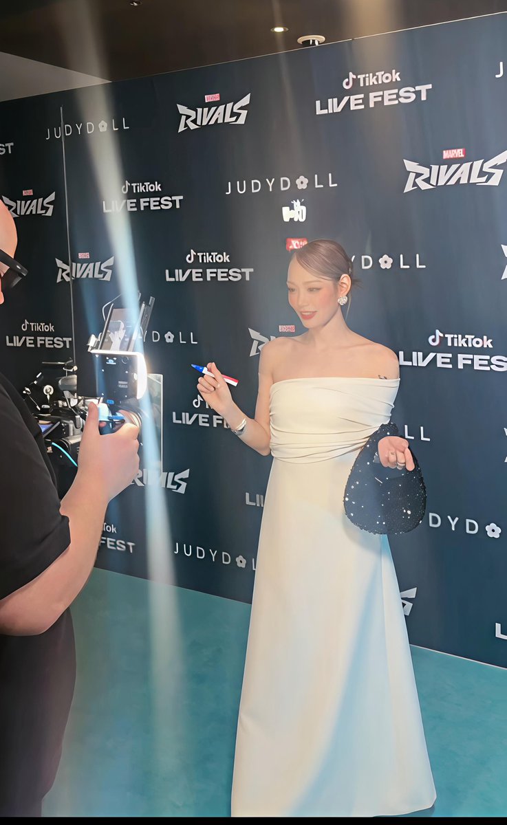 💫𝔸ℕℕ🌼𝐗ᵀᴿᴱᴬᴹ tweet media