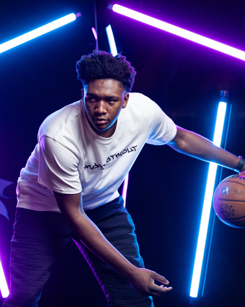 under the lights ⚡️