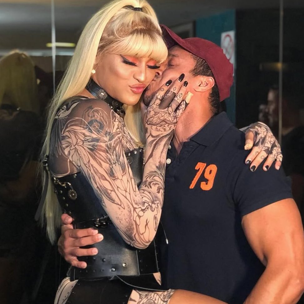 updatecultura's tweet photo. Pabllo Vittar para Diego Barros: 

“Esse dia foi TUDOO! Saudades princeso. 🩷” https://t.co/v8ldmqSSPH