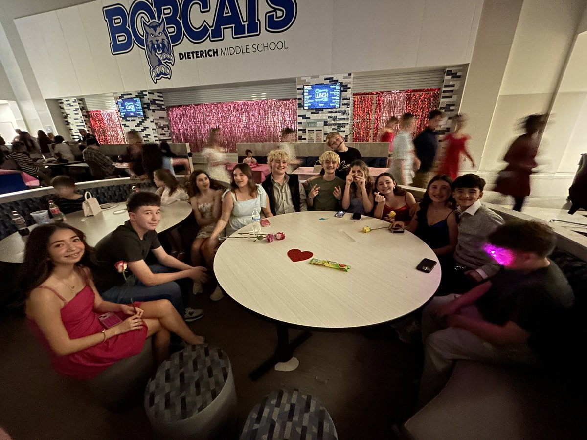 Cassandra Ricks tweet media