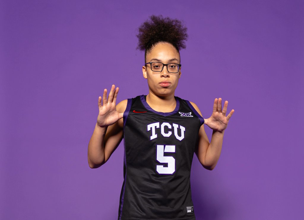 Rachel Galligan tweet media