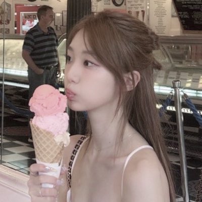webdoIIs's tweet photo. #newpeepee : sweetest angel ! ^__^ https://t.co/b5UfwYYWGW