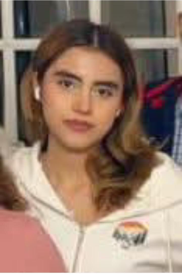 lachavorruca's tweet image. Me ayudan es la sobrina de unos amigos, RT si pueden...