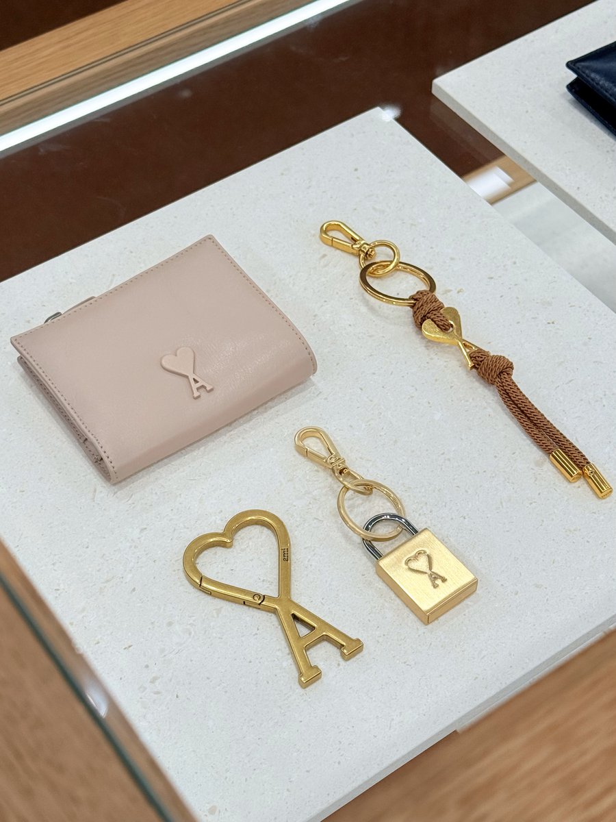 Ami Paris/アミ パリス＞日本初のハンドバッグ プロモーション 日本