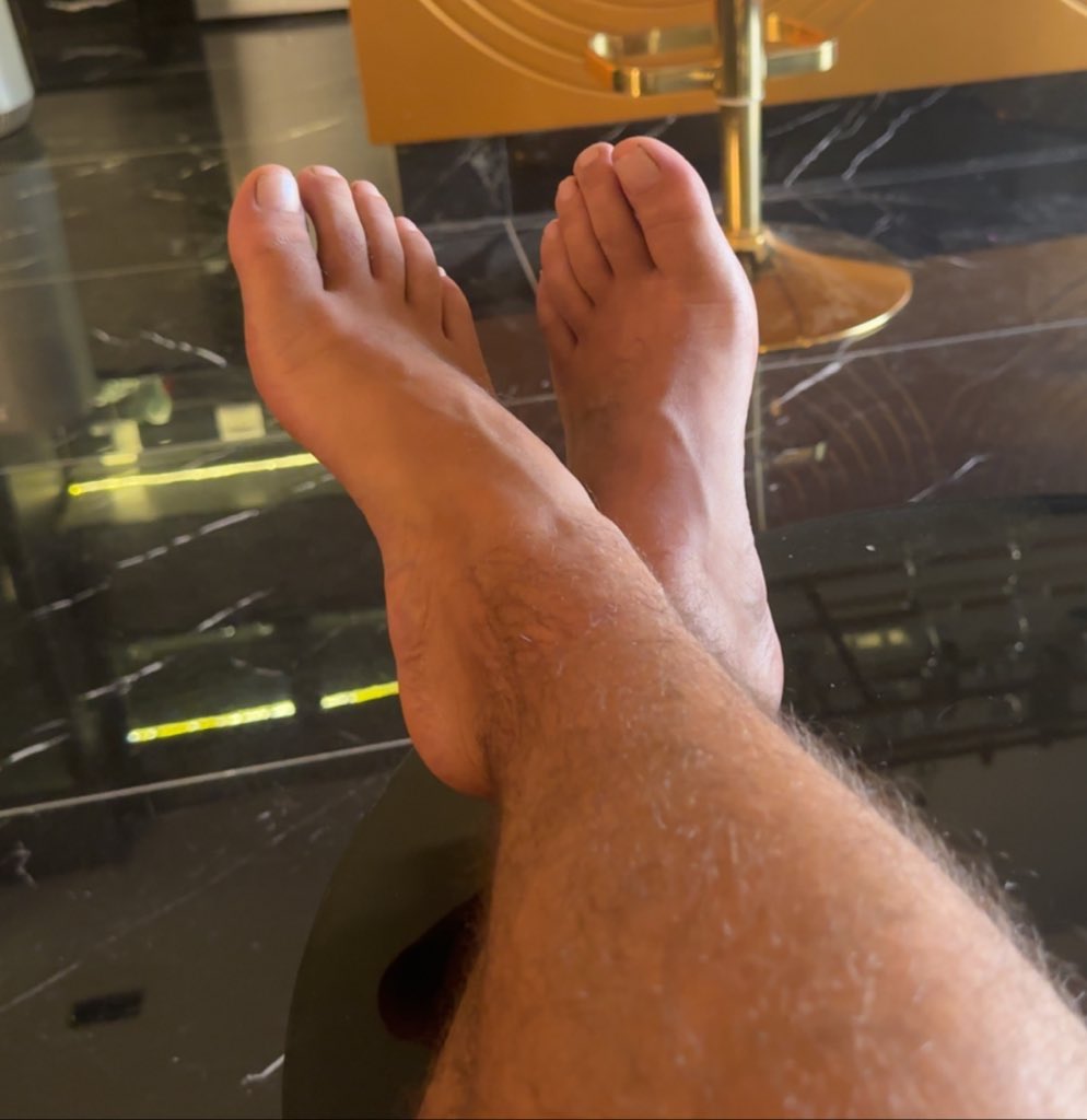 Findom Kinky Arab tweet media