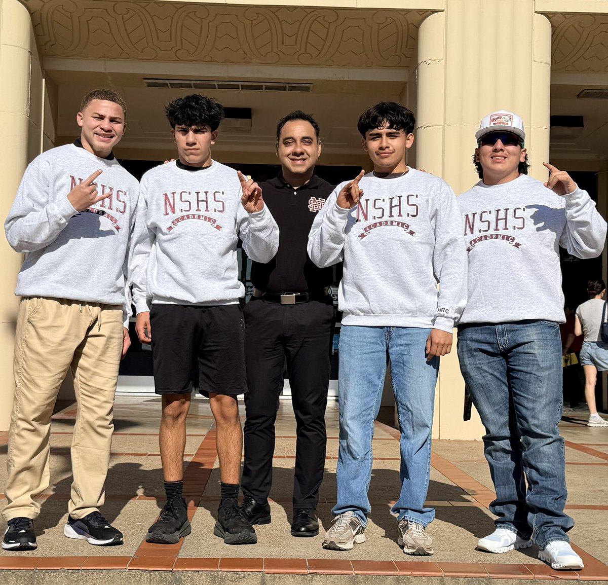 Amanda Dawn Inay - 4th & 5th Grade Humanities tweet media