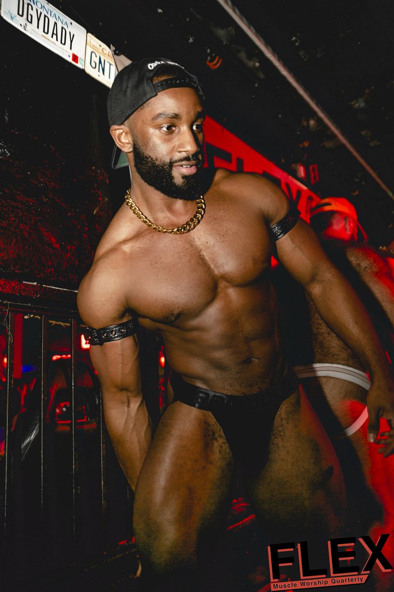 Flex Party tweet media