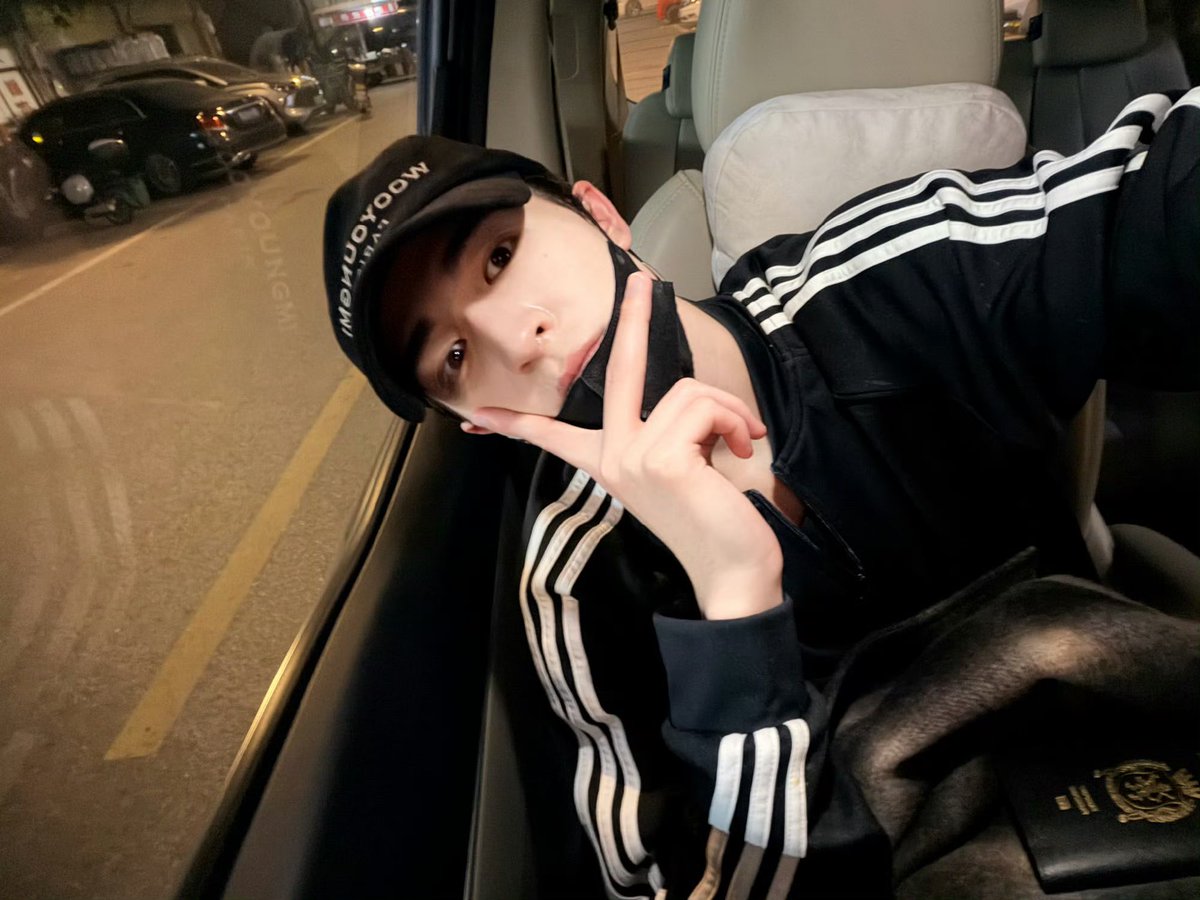 patrick_thfc's tweet image. สวัสดีวันศุกร์คับ

ส่งกำลังใจให้พี่นักแสดงแพทริคที่ใช้ชีวิตในกองถ่ายแบบสุดเหวี่ยง! ขอให้ทำงานราบรื่น ได้กินอิ่ม นอนหลับสบายนะคับ เจียโหยว!🫶🏻🫶🏻✌🏻✌🏻

Morning PATRICK
@patrick_pppat #แพทริค
#PatrickFinkler #尹浩宇
#YinHaoyu #แพทริคณัฐวรรธ์