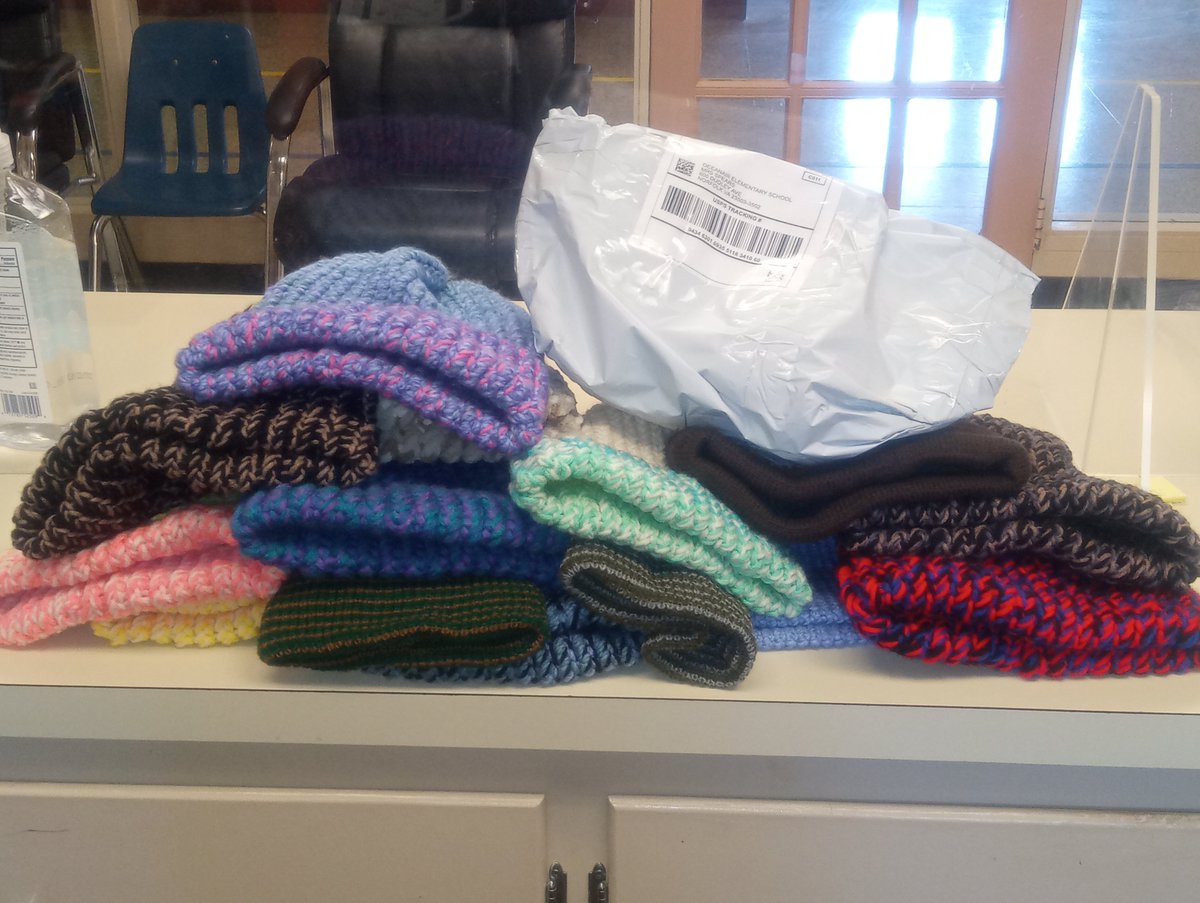 anetasnyder's tweet photo. I received these at School today after posting my Donor Choose. Thank you 😊 https://t.co/SSe57XKXEW