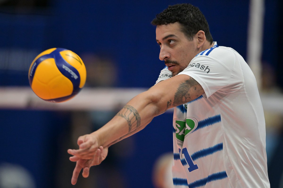 2 A 0 NO JOGO!
Time cruzeirense segue em forte ritmo para ampliar a vantagem no placar.

Sada Cruzeiro 25 x 23 Suzano Vôlei

Assista ao vivo no sportv 2 e na VBTV!