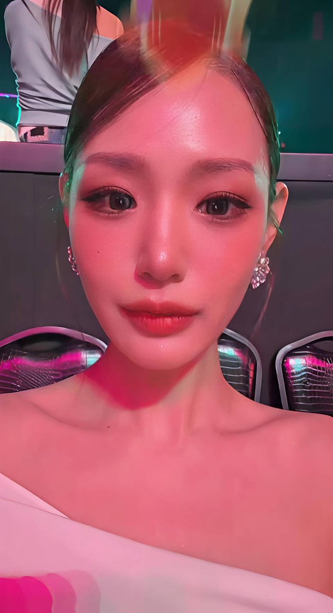 Kikkung69's tweet photo. โฉมเอย โฉมงาม อร่ามแท้ แลตะลึง 

TIKTOK LIVE FEST 2025
#JiGaminVivaLasVegas https://t.co/iNGsU5LY3L