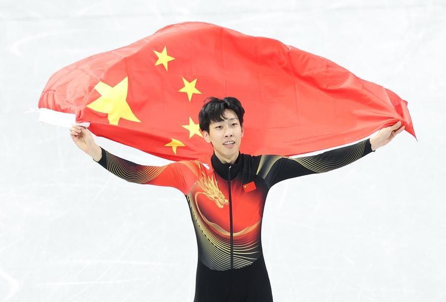PuebloEnLnea's tweet photo. El #atleta chino de #patinaje de velocidad varonil en pista corta #SunLong consiguió hoy la #medalladeplata en la categoría de 1.000 metros de los #JuegosOlímpicos de Invierno 2026 de Milán-Cortina, con lo que obtuvo la primera medalla olímpica de su carrera. https://t.co/XFgmmV0CrF