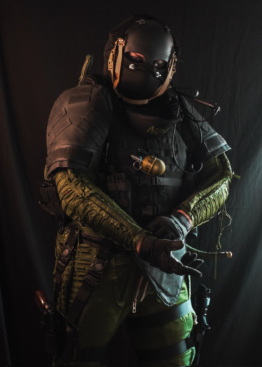 RicciSamuele01's tweet image. Nikto from Call of Duty Moderno Warfare 2019
-
#nikto #modernwarfare #cosplay #cosplayer #callofduty