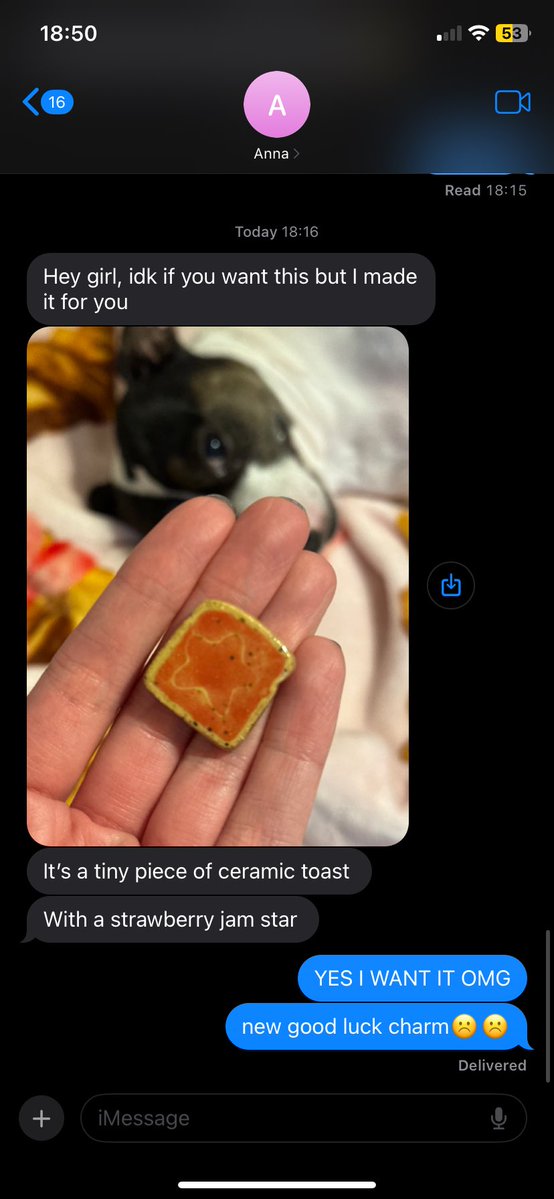 usuallydone's tweet image. the girl who does my nails that i’ve been becoming really good friends with over the last year just texted me this ☹️☹️