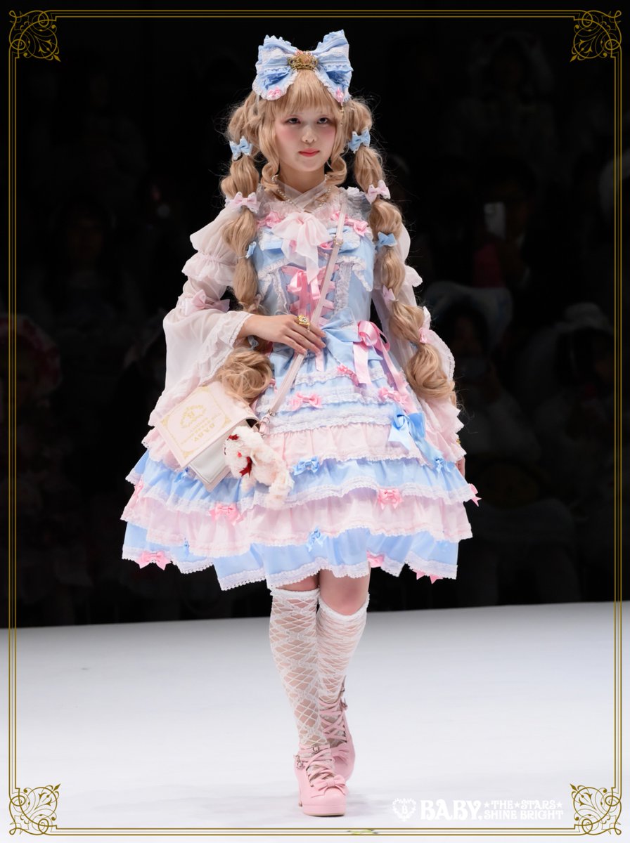 BABY,THE STARS SHINE BRIGHT ALICE and the PIRATES BRAND-NEW