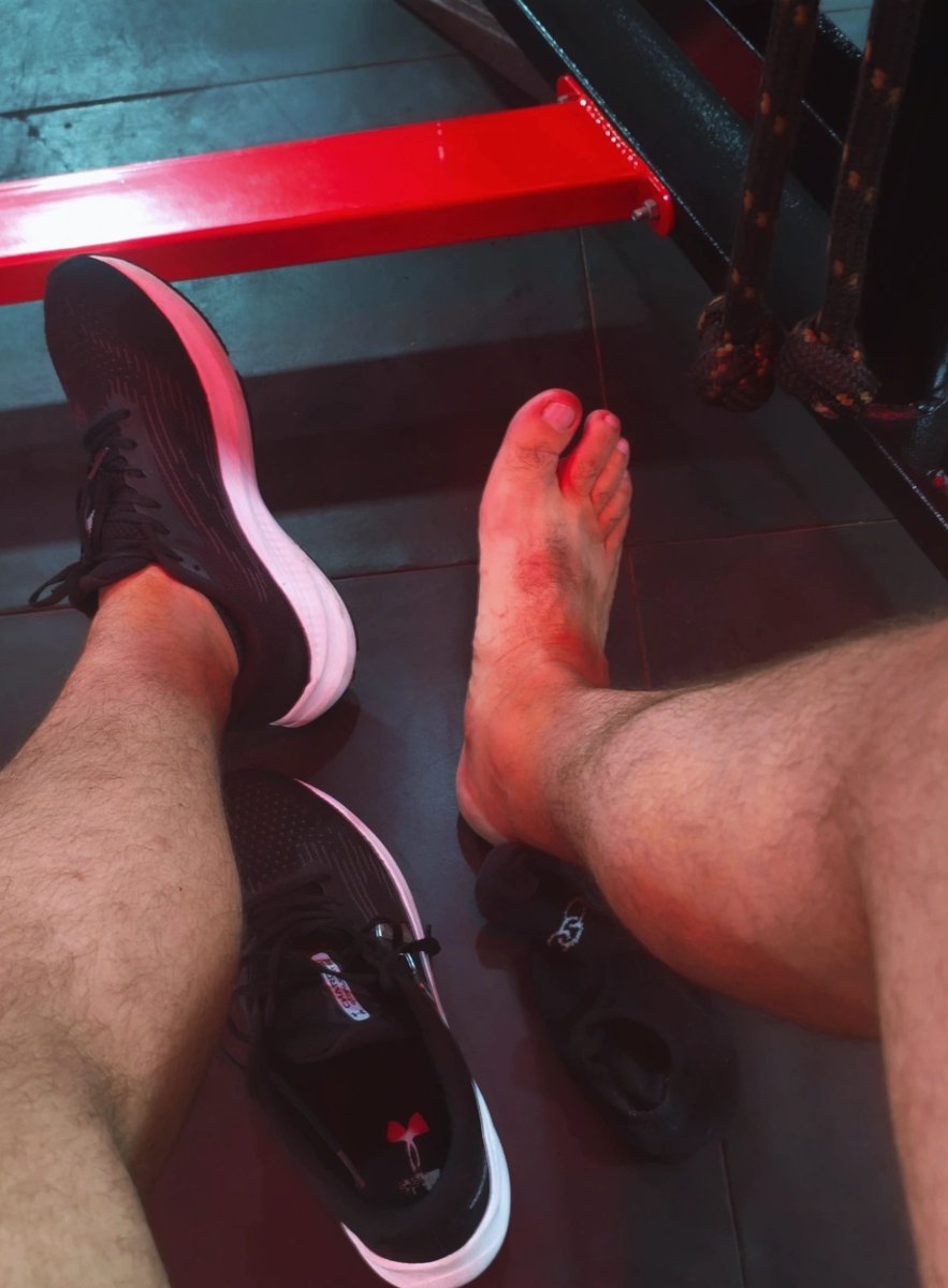 ma_petroline's tweet image. De hoje tá pago! 👣
#gymtime #feet #feetfetısh #male