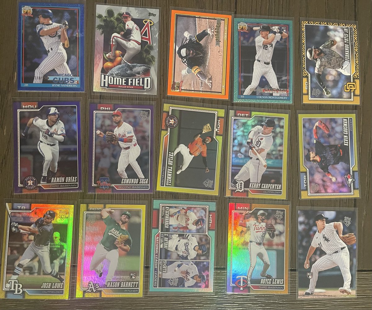 musclehead41's tweet photo. @CardPurchaser final results..great case to say the least…. 
Ryan - superfractor 1/1
HFA - Ryan
Guerrero Sr. &amp; Maddux Auto
Color match - Ryno
Oneil /25 
Nice Relics, nice #’s and great selection of all topps team https://t.co/L9FyHIXRs8