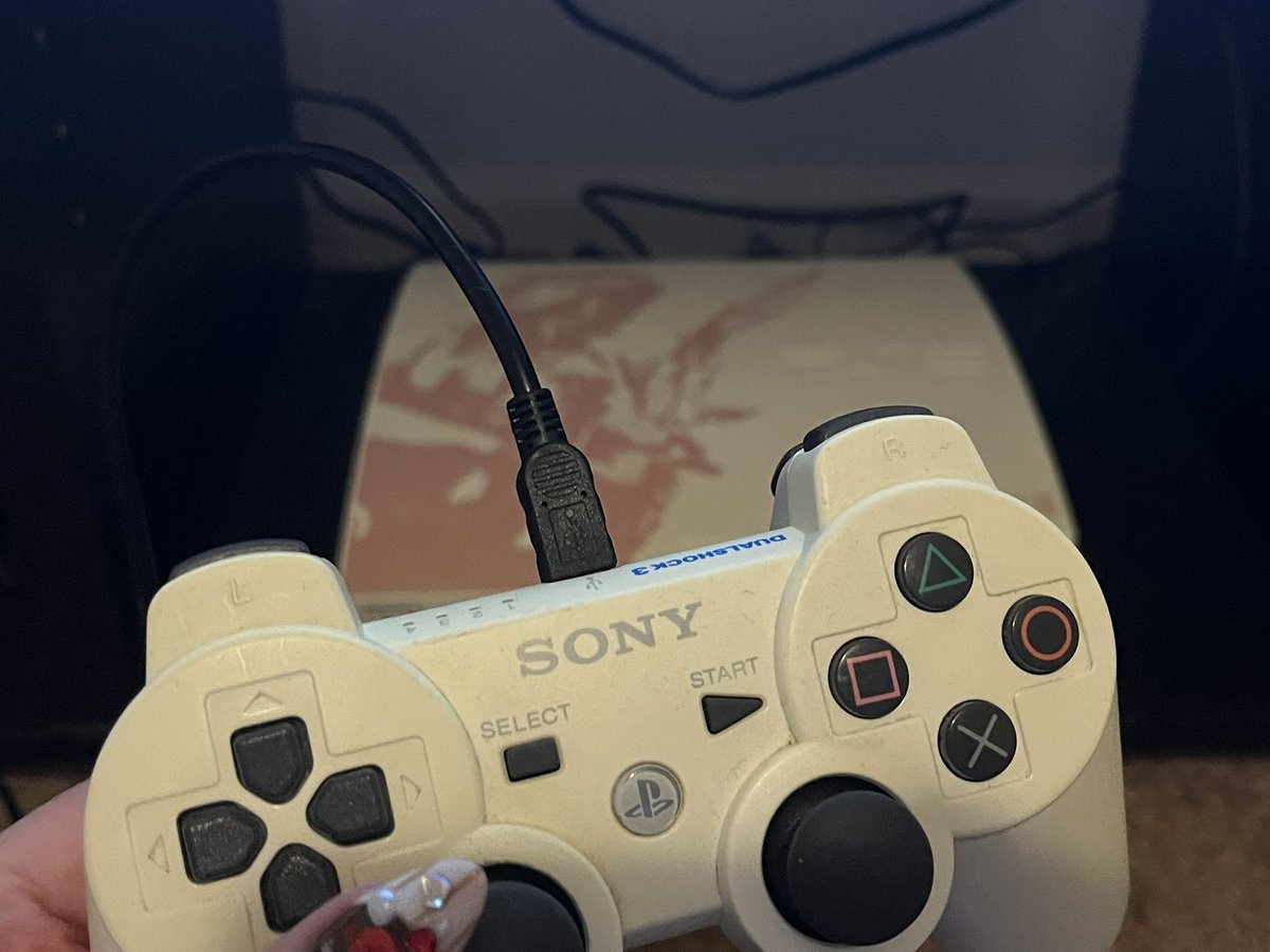 ✩‧₊ melia tweet media