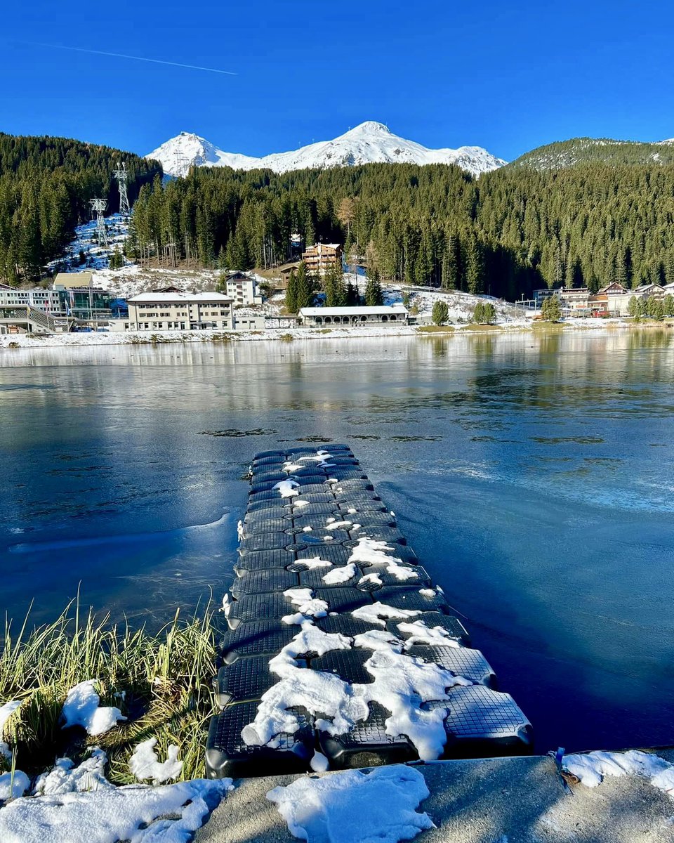 HrSchnyder's tweet photo. Arosa-Obersee-Eichhörnliweg
#wandern #hiking #arosa #oberseearosa #eichhörnliweg https://t.co/gBBGTSWSZ7