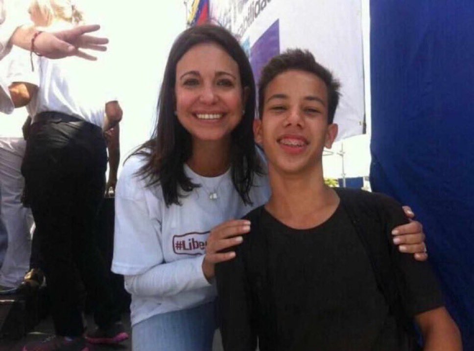 Justicia, reparación y garantías de no repetición.

Siempre con la verdad por delante.