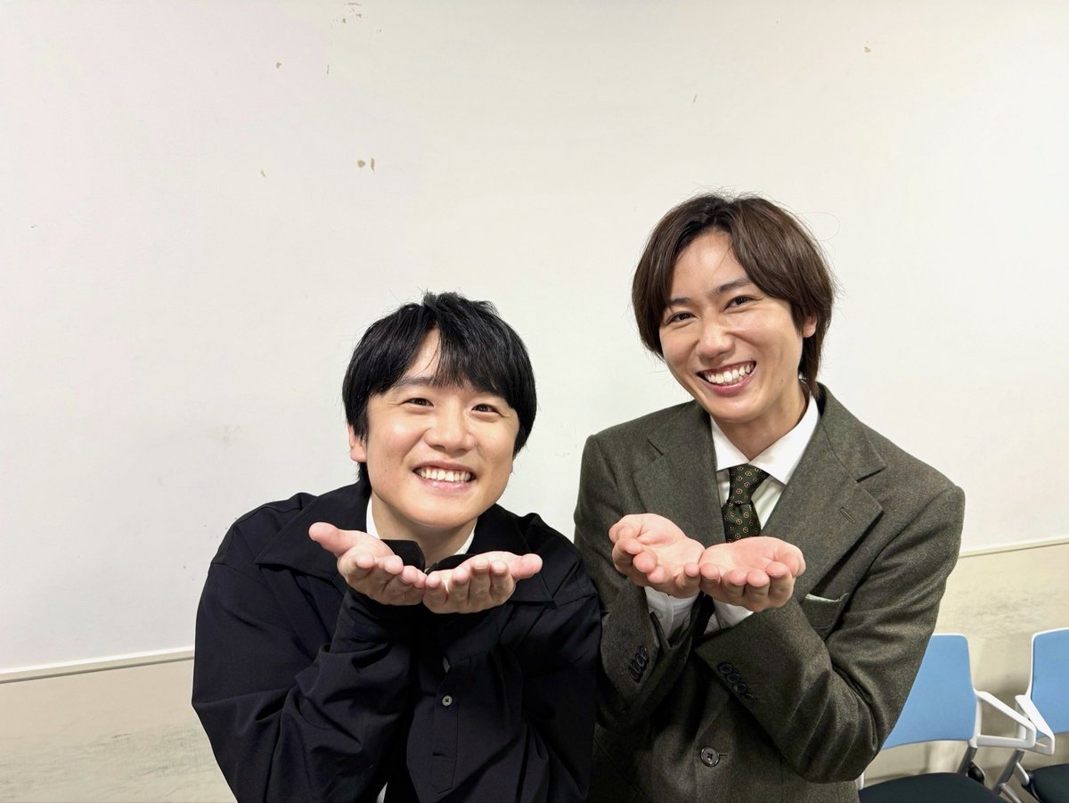 阿部ちゃんと過ごす、幸せな朝

阿部ちゃんの顎のシャープさを見て、
少し顔をシャープにしたいと思いました。笑