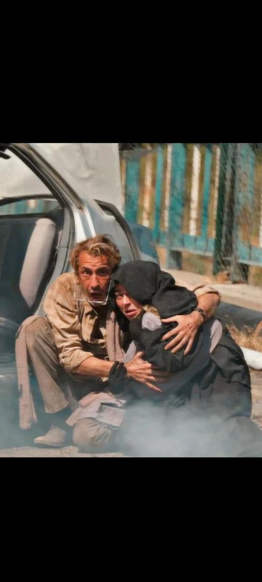 Protecting her daughter from any danger 💙💙💙
<a href="/aycaaysinturan/">Ayça Ayşin Turan</a>
<a href="/erkanpetekkaya/">Erkan Petekkaya</a>
@albenibaba