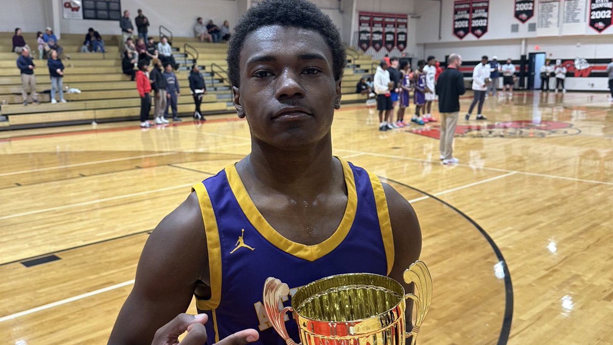 HoopSeen tweet media