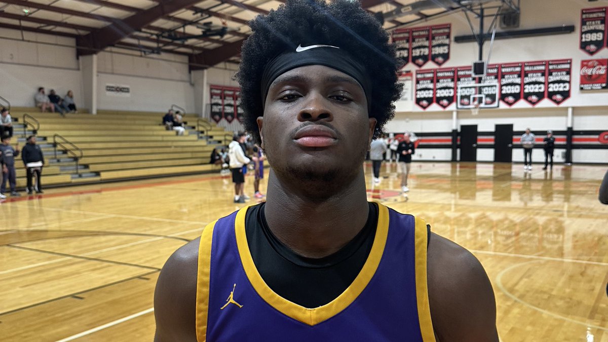 HoopSeen tweet media