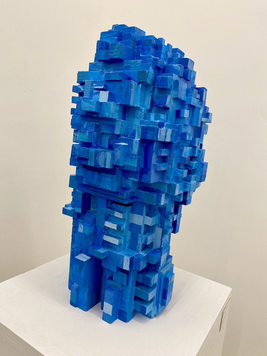 Guiguiii94's tweet photo. Chez #AlinaPinsky, une nouvelle expo brassant un demi-siècle de pratique sculptée #IgorChelkovski (1937-), artiste russe abstrait installé en banlieue parisienne depuis 1976, sous le commissariat de Bernard Blistène.

Minimaliste, mono ou bichrome ; le bois comme matériau pauvre. https://t.co/ypt7Lkp4MT