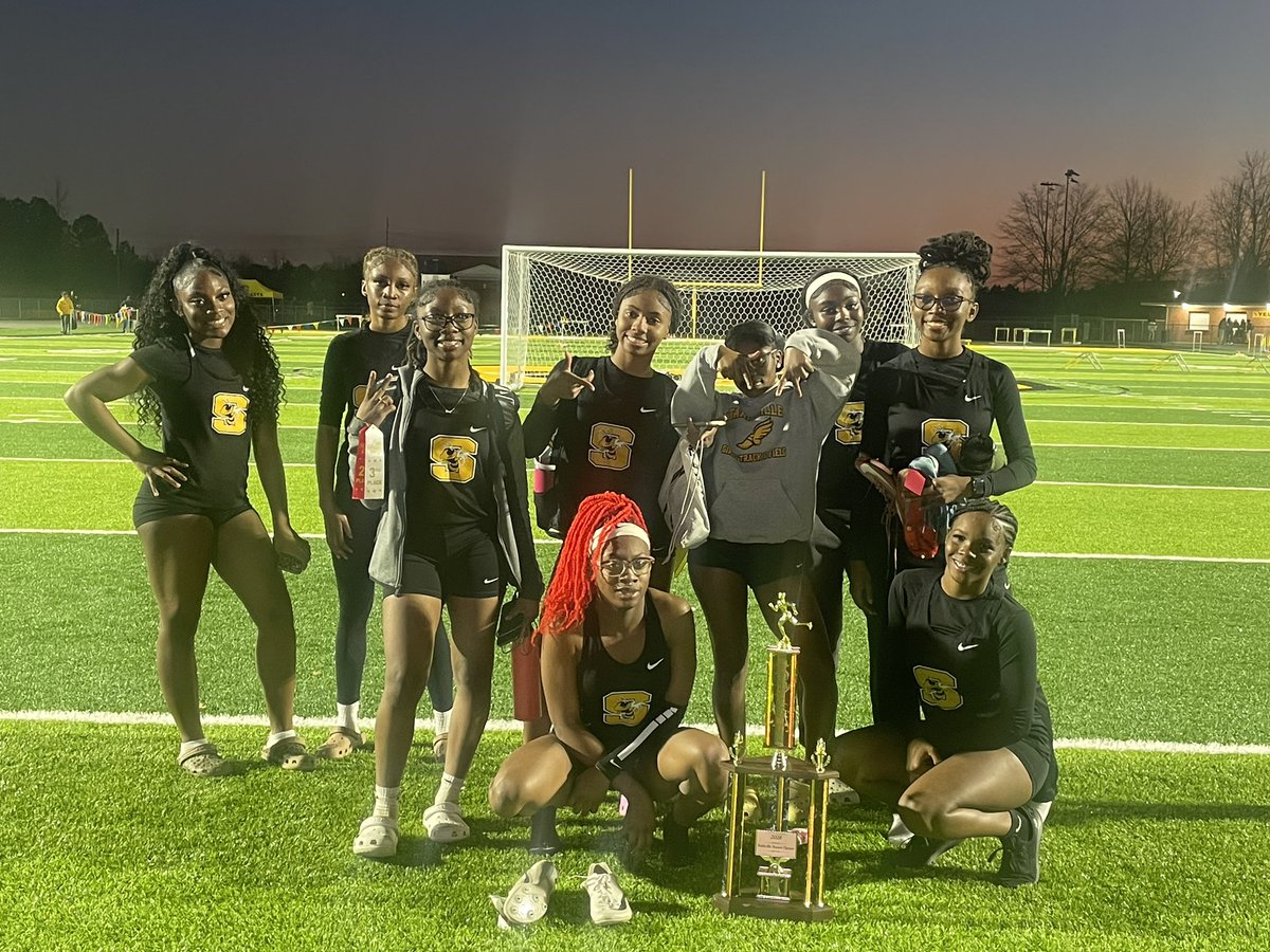 STARKVILLE SWEEPS!! The Lady Jackets and Jackets claimed the team titles at the Starkville Season Opener! 

The SHS girls team collected 171 points, while the SHS boys posted a team score of 232.5! 

Great way to open the track &amp; field season!

#JacketSting