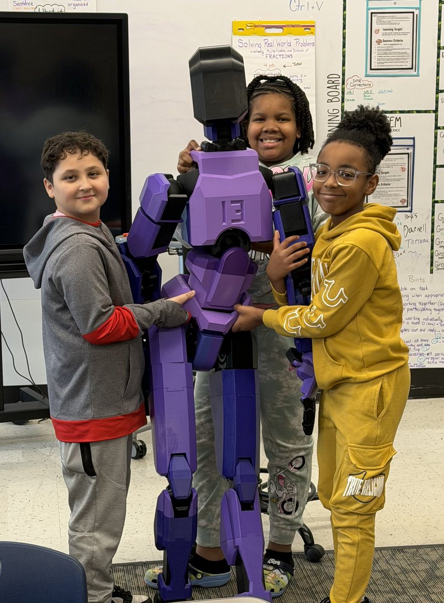 MaryCastleElem's tweet photo. Mrs. Whitticker’s 5th graders unveiled a life-size 3D-printed robot 🤖 after weeks of design and building!
Catch him at Roots &amp; Wings on Feb. 19!

#STEMinAction #mecGROW #MECisThePlaceToBe https://t.co/6UpXy40XLK