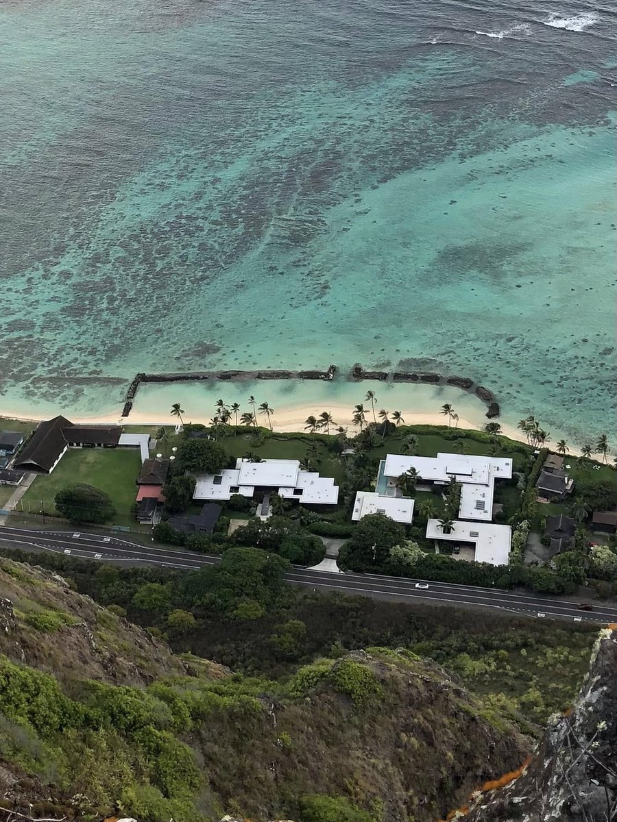 Obama is crying about getting rid of auto shut off garbage on cars because of climate change.

If Obama is so worried about climate change why is his Hawaii house literally RIGHT ON THE FUCKING BEACH?