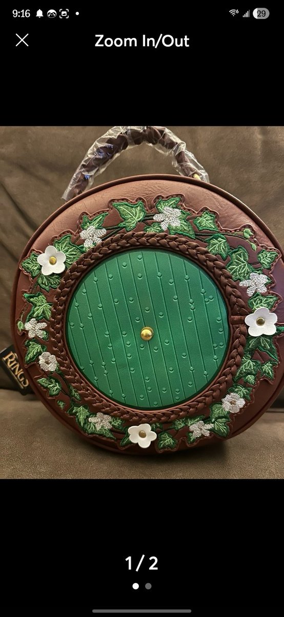 I FOUND A PURSE THAT LOOKS LIKE THE BAG END DOOR IT'S SO CUTE I LOVE IT 😭😭😭