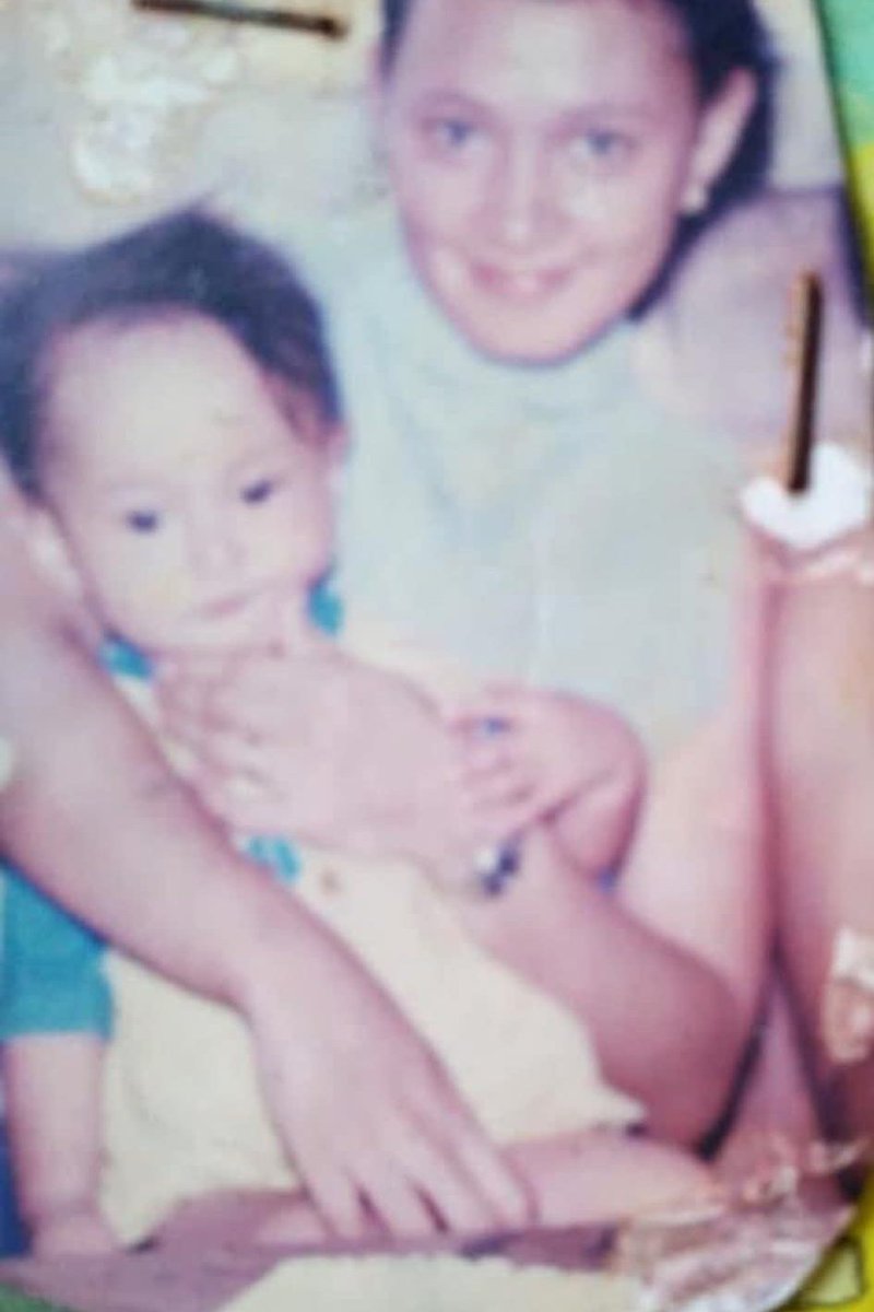 idcboutyoubabe's tweet image. ahhckk! so cutie litol makmak, with tita ela. 🥺🤏🏻