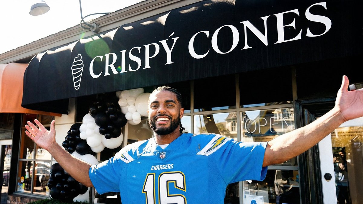 Tonight, I’m stepping into a new chapter. Episode 1 of my YouTube series drops, and it documents my first day as a business owner after the NFL.

youtube.com/watch?v=Kbjsvu…