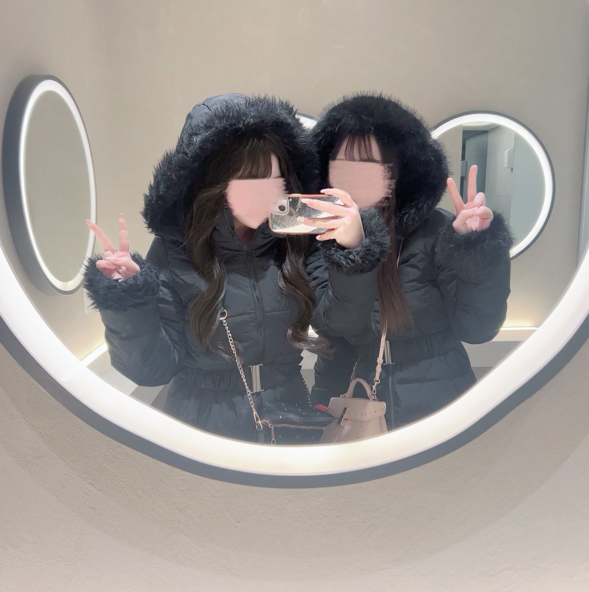 𝑵🍒♥ tweet media