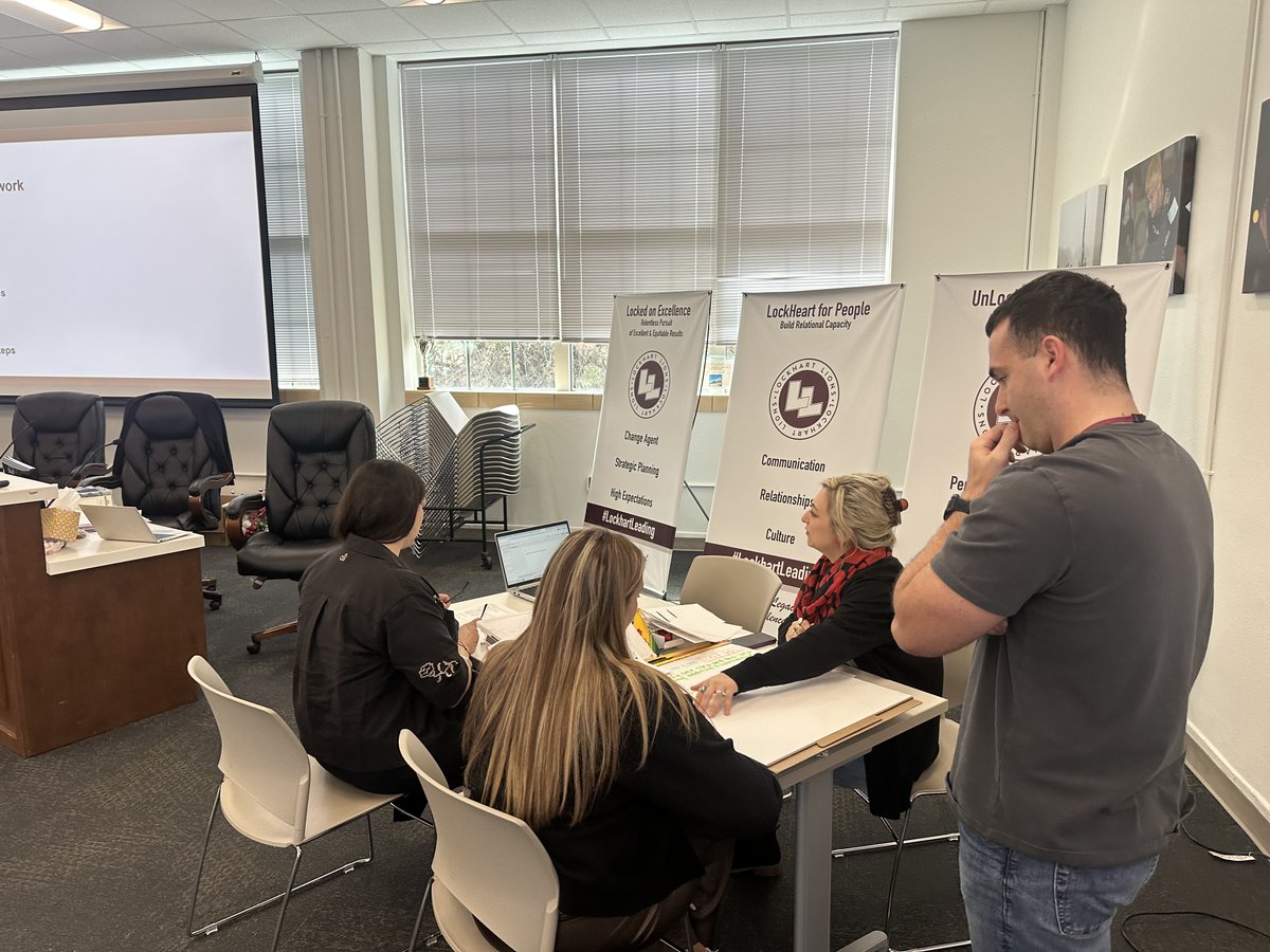 Stephaine Camarillo tweet media