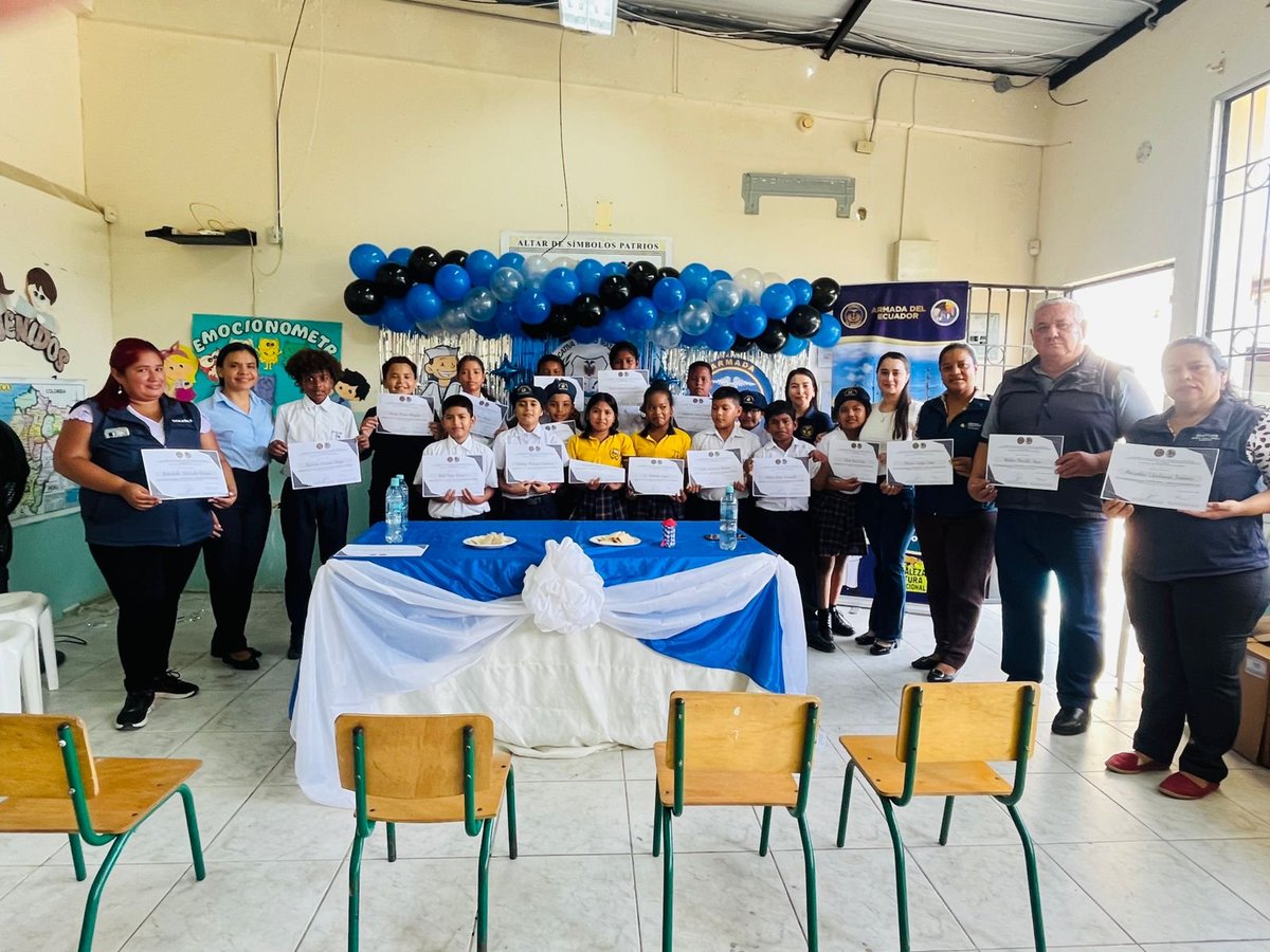 MatamorosMauro's tweet photo. Graduación de la brigada “Guardianes del Mar” en U.E. Mauro Matamoros de Meza”.
https://t.co/V8q68mAESP

 #DIGEIM 
https://t.co/CcDNMr94Yz https://t.co/qVnWCmhDw9