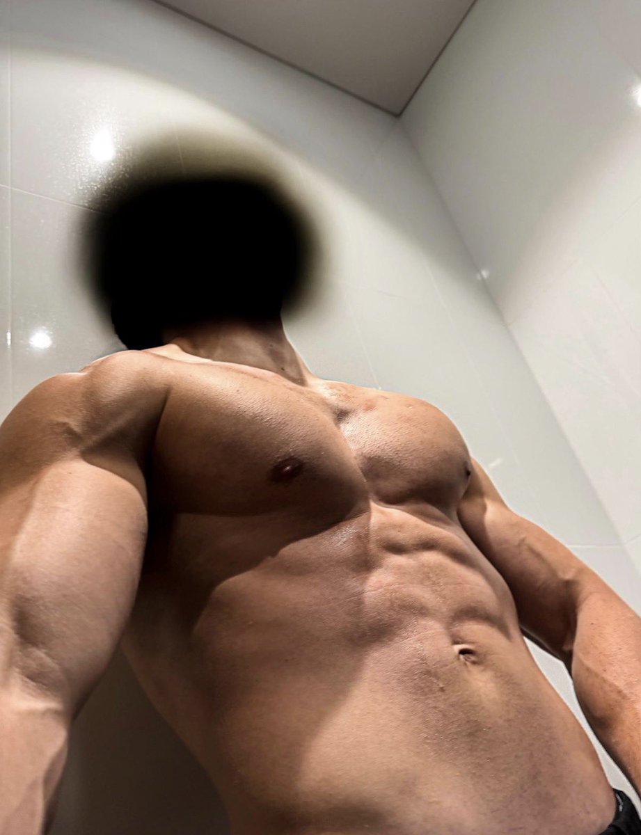KingAaronMuscle's tweet photo. who’s keen to worship my muscles?🥵
Like and RT 💪

#malefeet #feetworship #malesocks #domination #findom #slave #master #masterfeet #cashfag #australia #straightbait #chudai #dom #domaster #sydneymaster #loser #sub #beta #perth #melbourne #domtop #str8 #dlsyd https://t.co/SmTjCuFtN7
