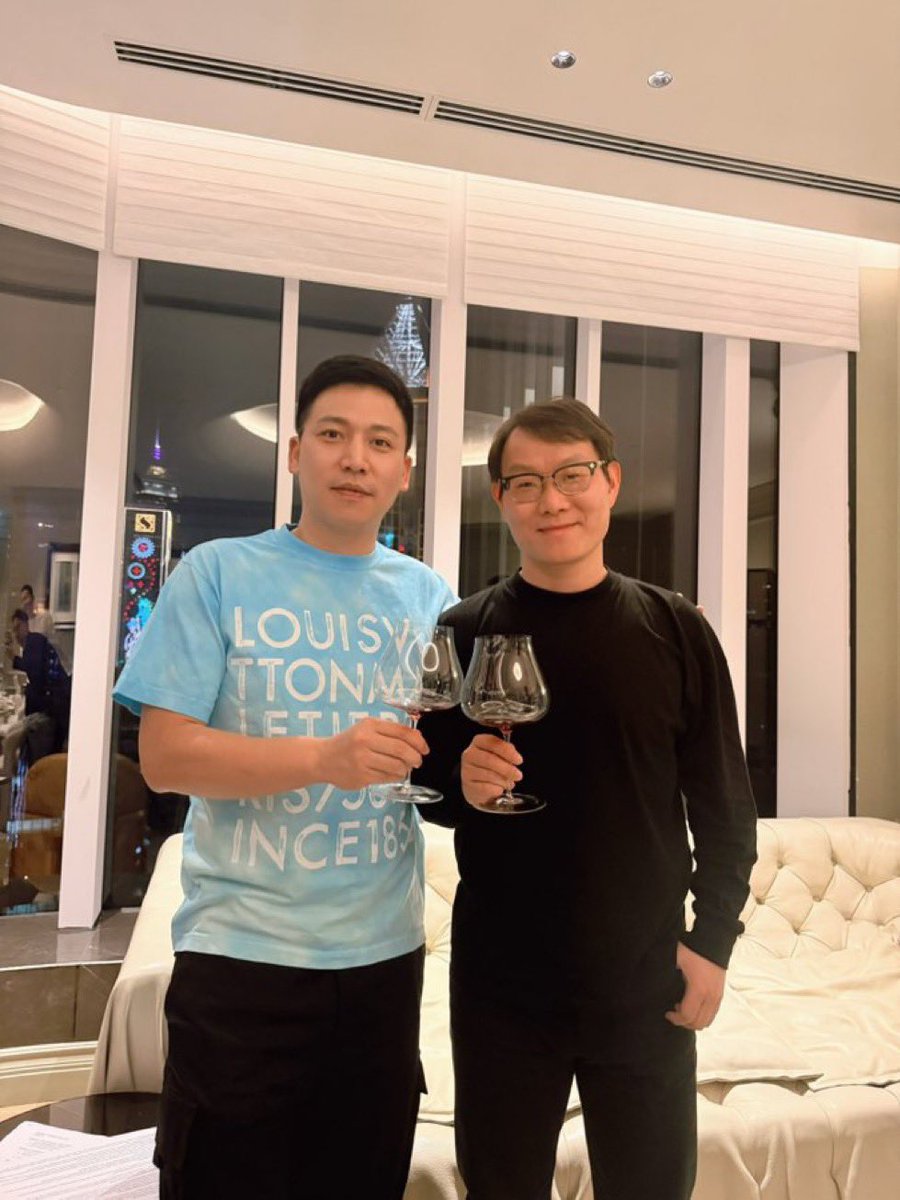 IJackyi_ld's tweet photo. 过去和李林总是好朋友，因为这次流言传闻，未来很快有很多商业合作，李林总的商业信誉顶流。 https://t.co/vlbTXgBa5X