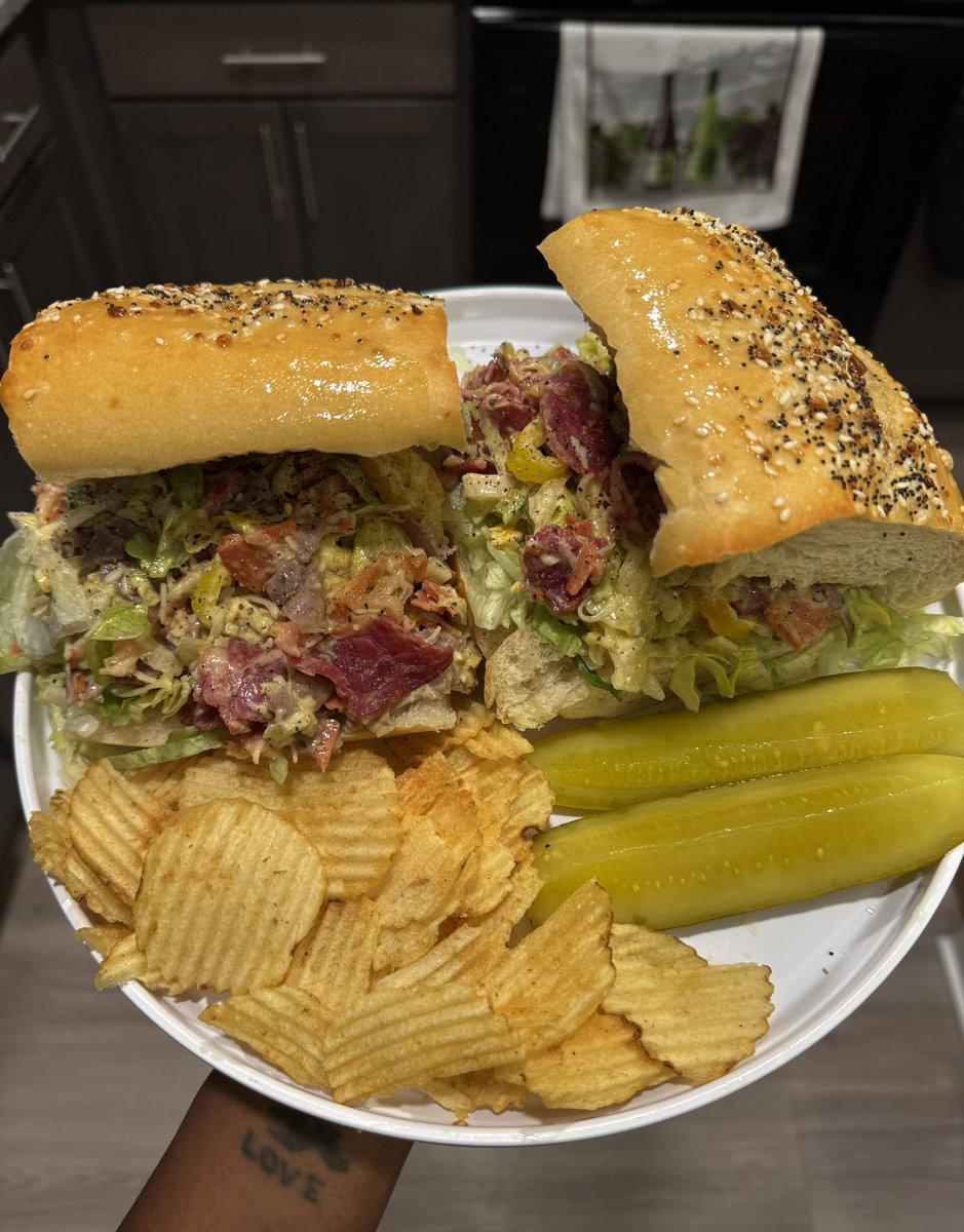 Great Value Beyoncé (@tieshatwo) on Twitter photo 