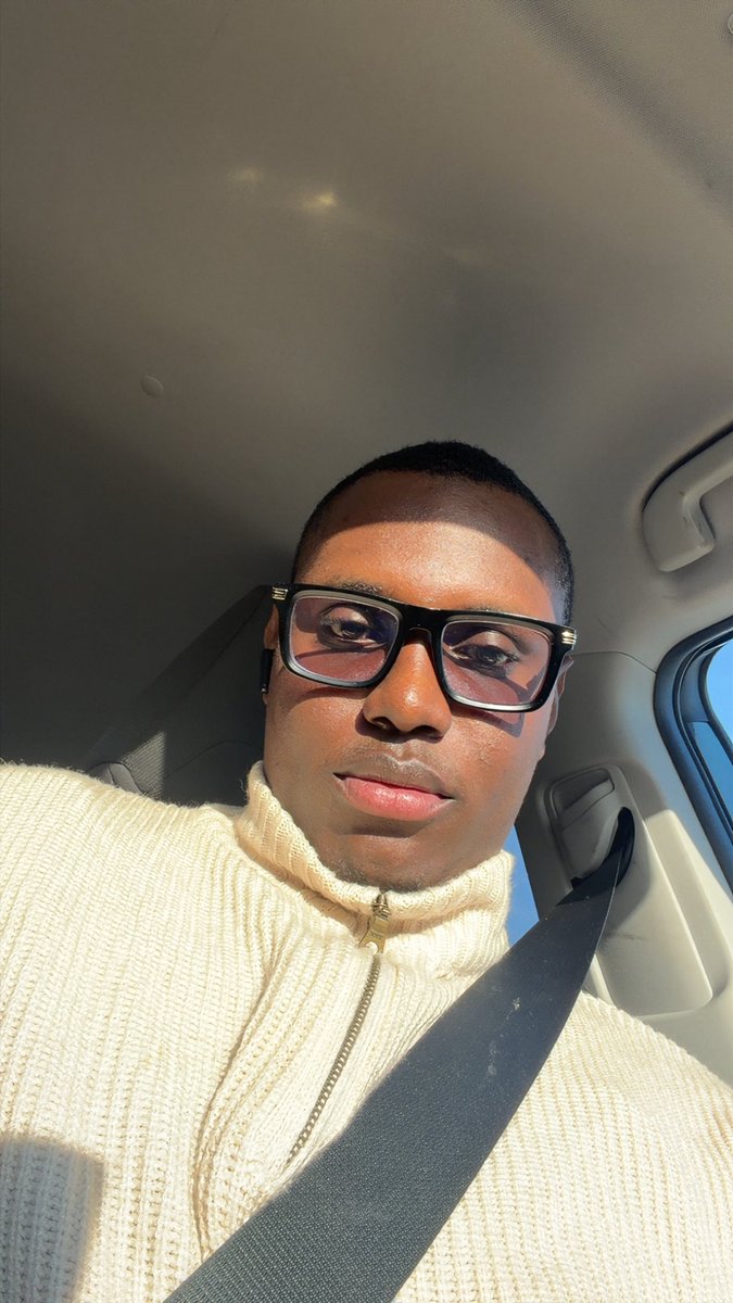 litle_cena's tweet photo. Same sun. Different season. ☀️
2021 ➝ 2026.
Growth looks good on me.”

#5YearsLater #GlowUpSeason #SunKissed #LevelUp #MainCharacterEnergy https://t.co/Ty0VgdXn5f