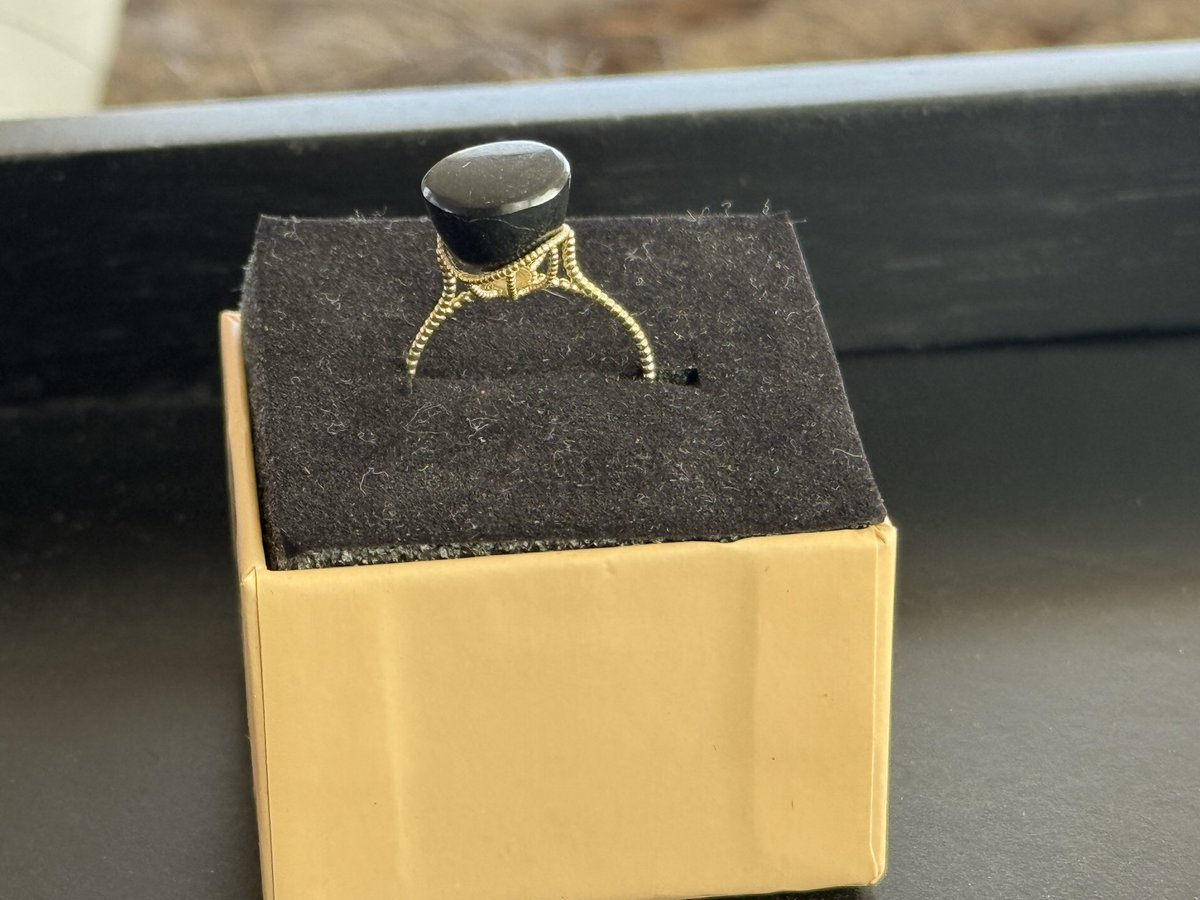 TheCW2Buzz's tweet photo. Go to my Etsy store for more examples of My Arizona Black Nephrite Jade. 

https://t.co/37LSlAFnhJ https://t.co/GhrXBzQUVW