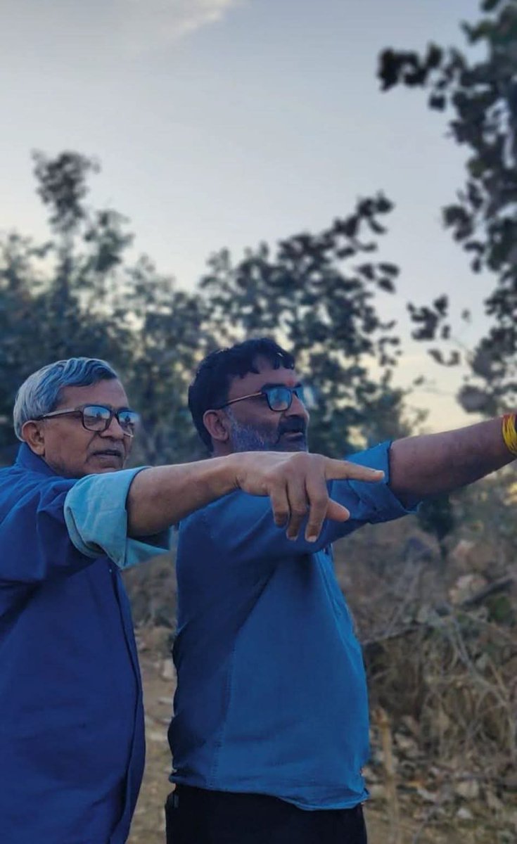 એક આ માણસ મળી જાય.
આ દેખાય છે એ બધી દિશાઓની સકલ બદલાઈ જાય.
ભગવાન એમને સદેવ મસ્ત,વ્યસ્ત,સ્વસ્થ્ય અને જબરજસ્ત રાખે.