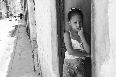 Jmontilla2022's tweet photo. Rechazamos el horrendo acto criminal q EEUU realiza contra el pueblo cubano. Exterminar la población por hambre es el mismo método genocida q vimos en Gaza. La humanidad se movilizan en apoyo a la patria d Marti. Venezuela no puede darle la espalda a Cuba en este terrible momento https://t.co/Ps6BZLCJ1Z