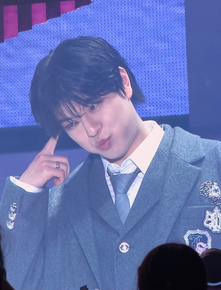 seungminismos's tweet photo. sotd (seungmin of the day) https://t.co/U7wIknVQMC