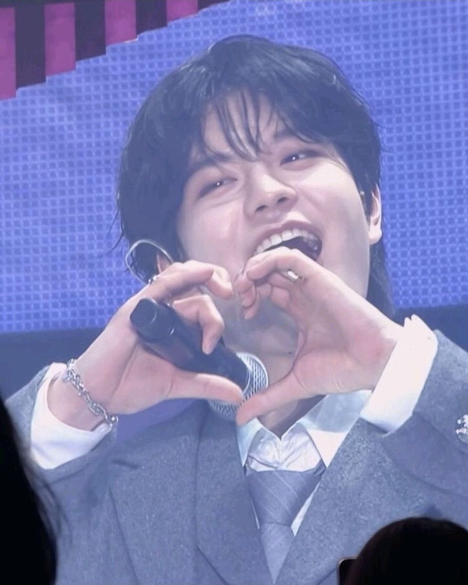 seungminismos's tweet photo. sotd (seungmin of the day) https://t.co/U7wIknVQMC