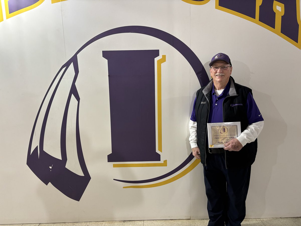 IndyboysBsbl's tweet photo. Congrats to Walt for earning Fan of the Year from our Booster Club! Thanks for all you’ve done for our boys over the past decade!! https://t.co/SsRVnrVAry